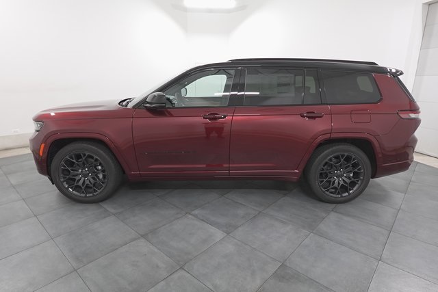 2025 Jeep Grand Cherokee L Summit Reserve photo 4