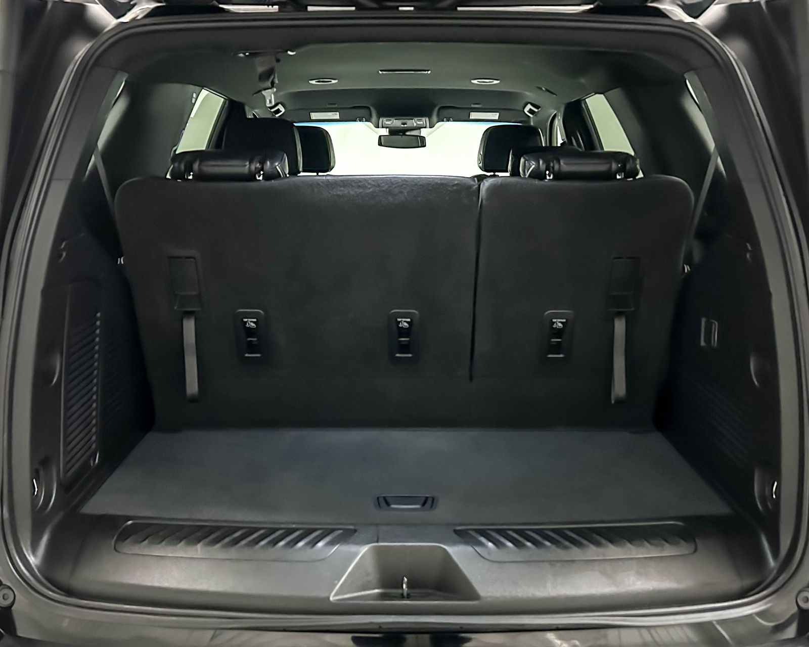 2023 Gmc Yukon SLT photo 18
