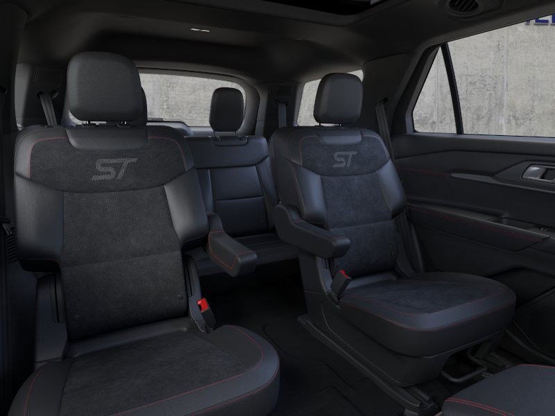 2026 Ford Explorer ST photo 2