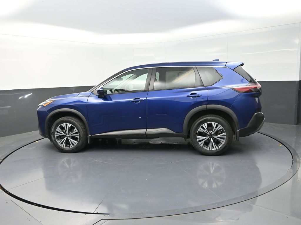 2022 Nissan Rogue SV photo 4