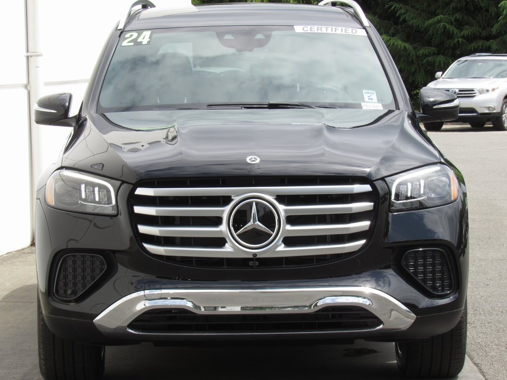 2024 Mercedes Benz GLS 450 4MATIC photo 3