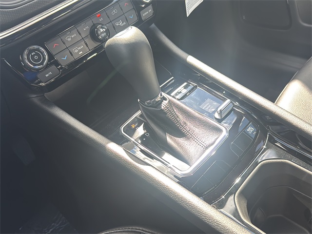 2025 Jeep Compass Latitude photo 14
