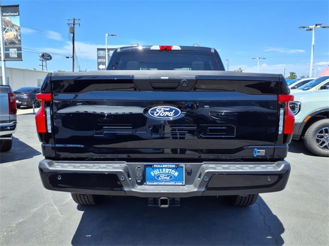 2025 Ford F-150 Lightning photo 2