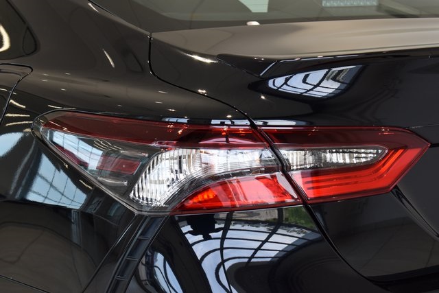 2024 Toyota Camry SE photo 7