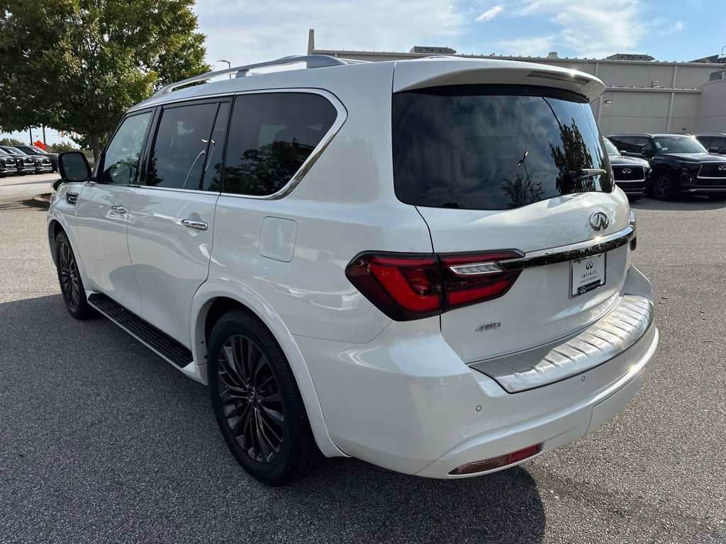 2021 Infiniti QX80 Premium Select photo 2