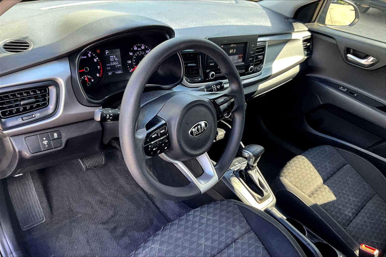 2019 Kia Rio LX photo 8