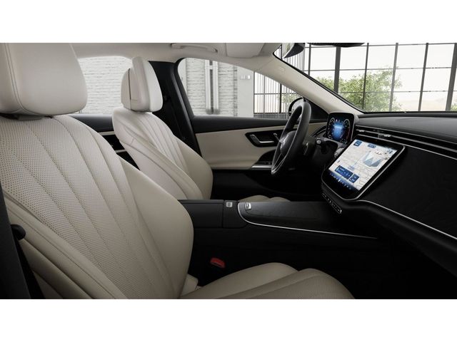 2026 Mercedes Benz E 350 4MATIC photo 3