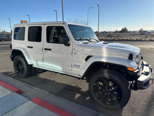 New 2024 Bright White Clear-Coat Exterior Paint Jeep Willys image 5