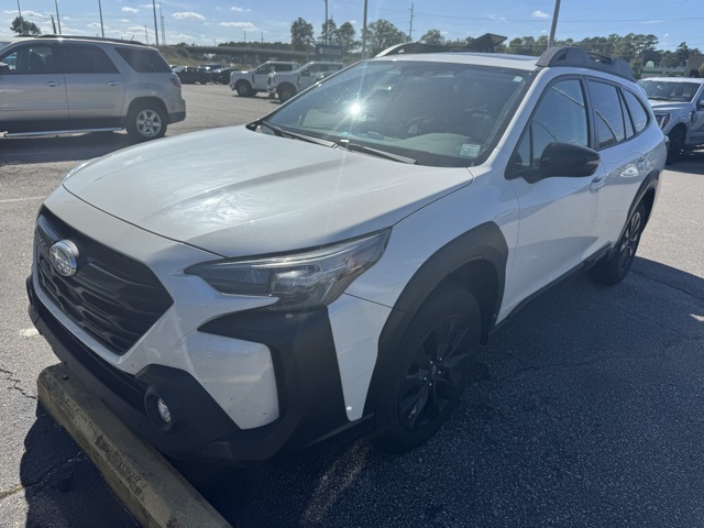 2024 Subaru Outback Onyx Edition photo 2