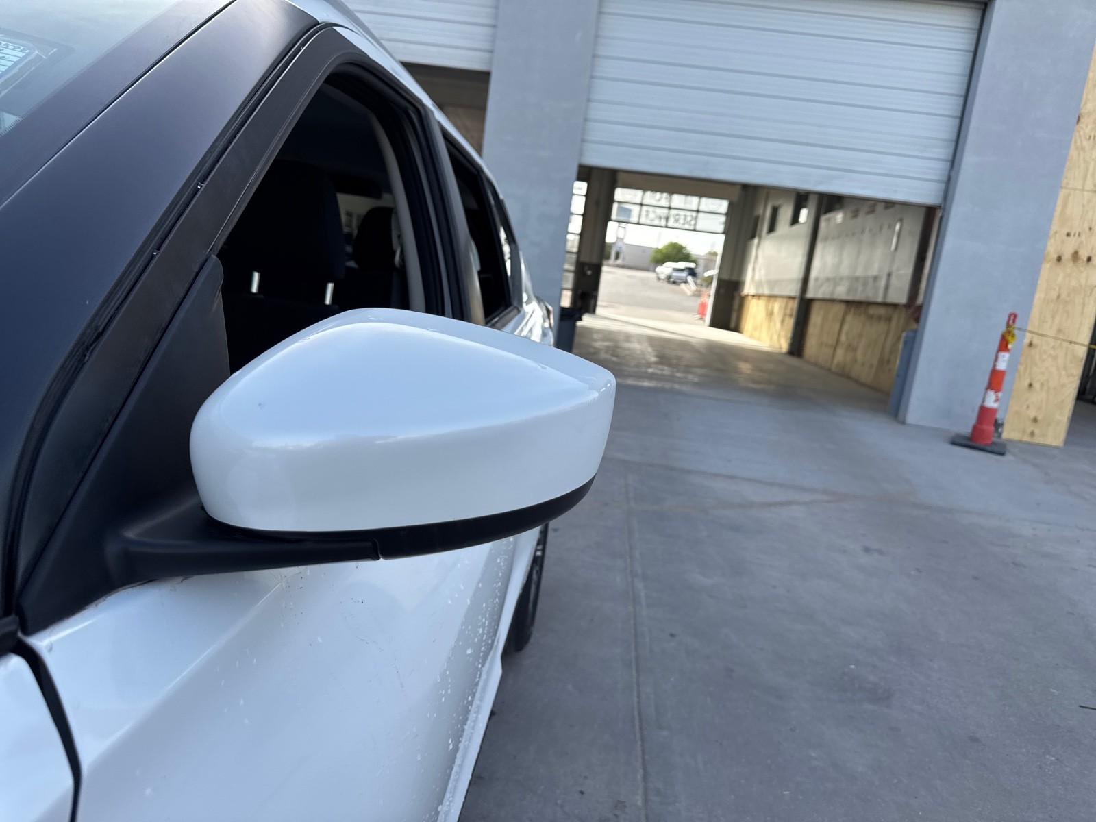 Used 2024 WHITE Nissan SV image 14