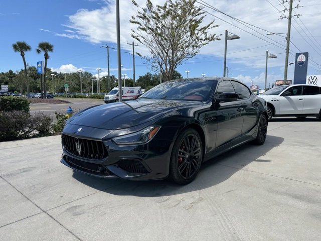 2023 Maserati Ghibli Modena Q4 photo 2