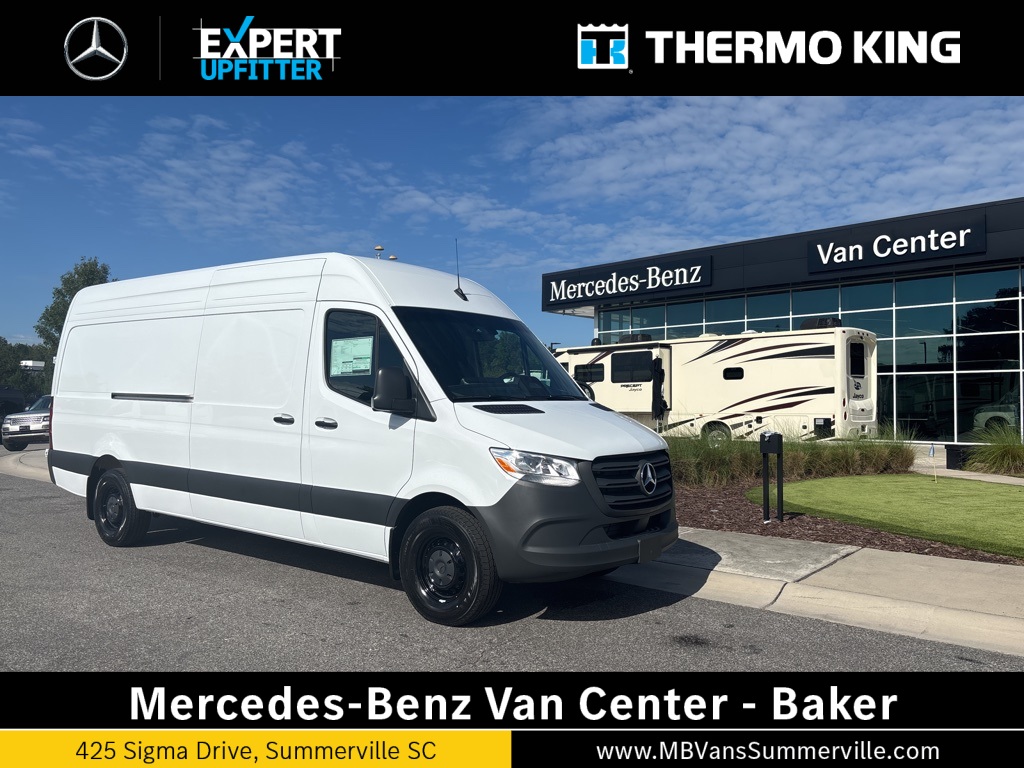 2026 Mercedes-Benz Sprinter Cargo Van Base's photo