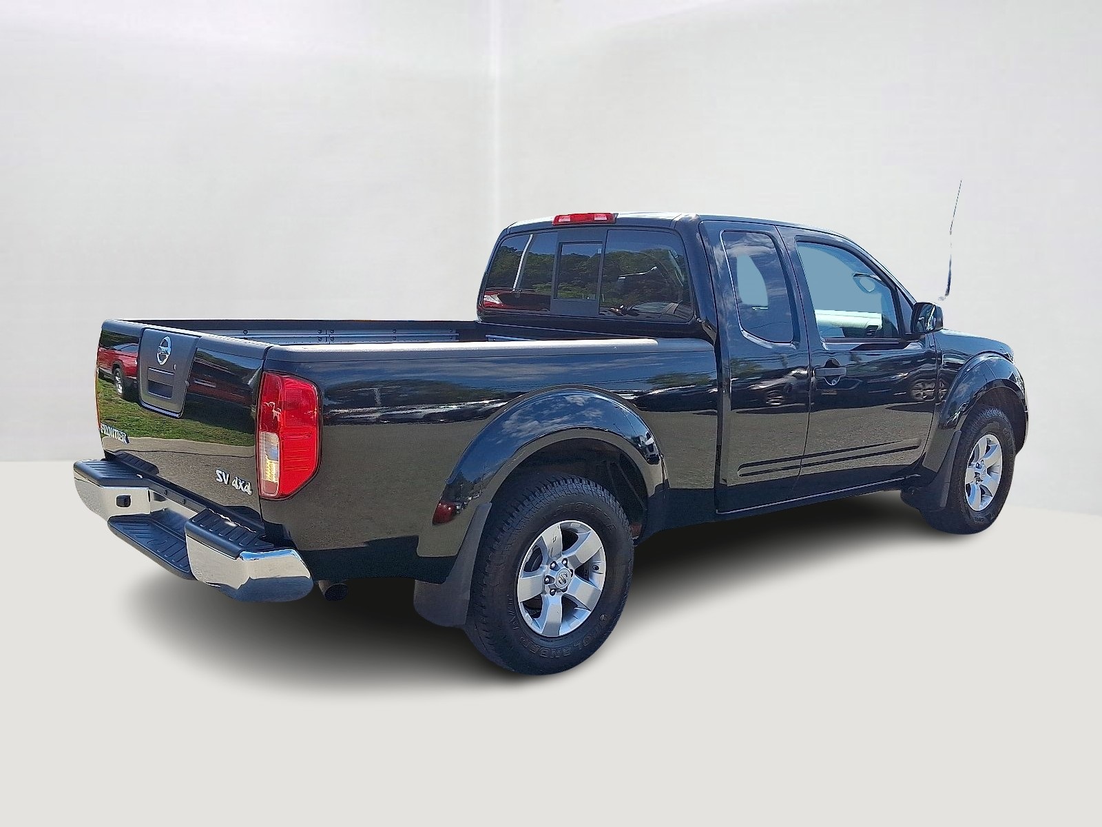 2012 Nissan Frontier SV photo 4