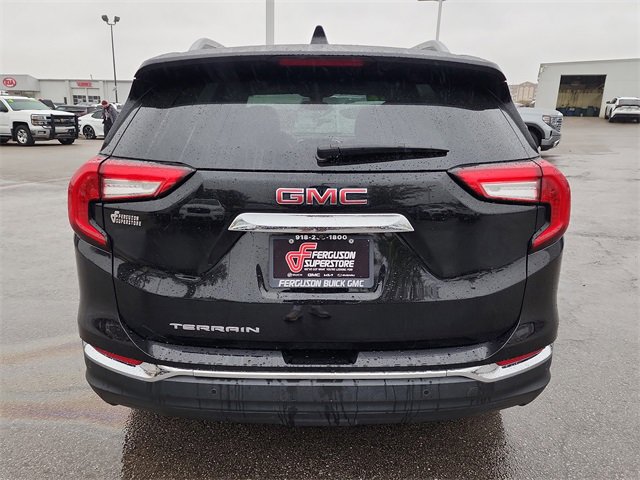 2022 Gmc Terrain SLT photo 2