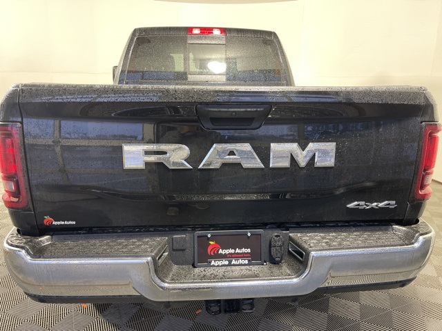 2025 Ram 2500 Tradesman photo 5