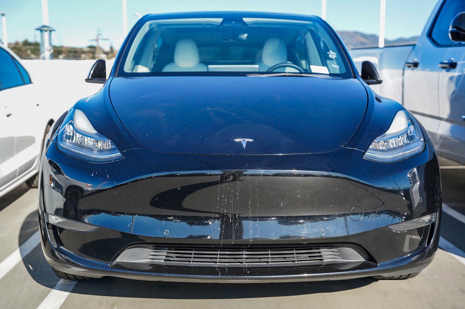 Used 2021 Tesla Model Y Long Range with VIN 5YJYGDEE2MF158244 for sale in Los Angeles, CA
