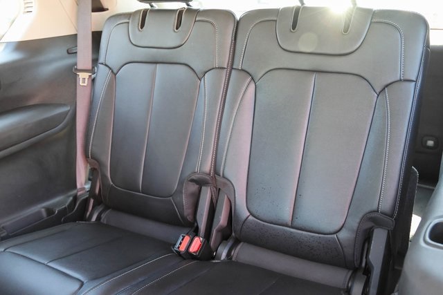 Used 2023 Gray Jeep Limited image 17