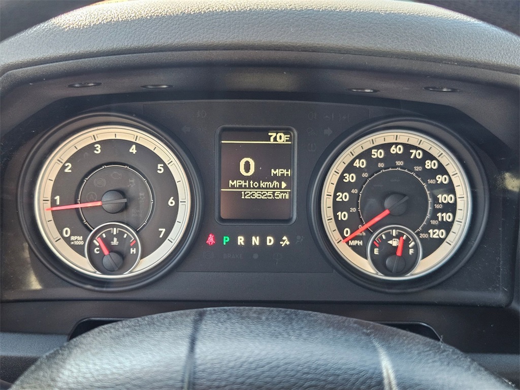2013 Ram 1500 Tradesman Express photo 16