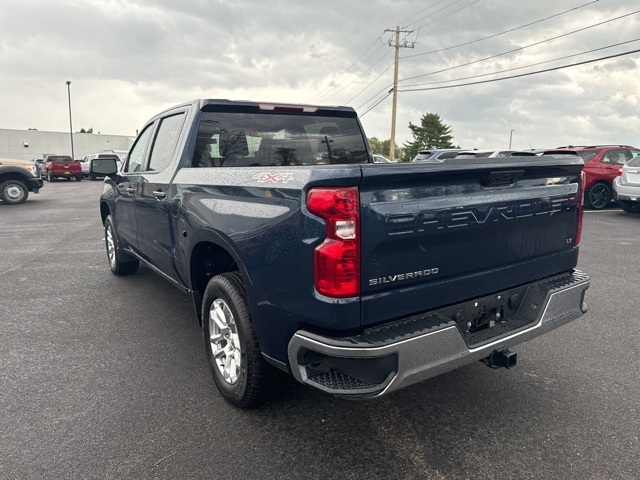 2023 Chevrolet Silverado 1500 LT photo 4