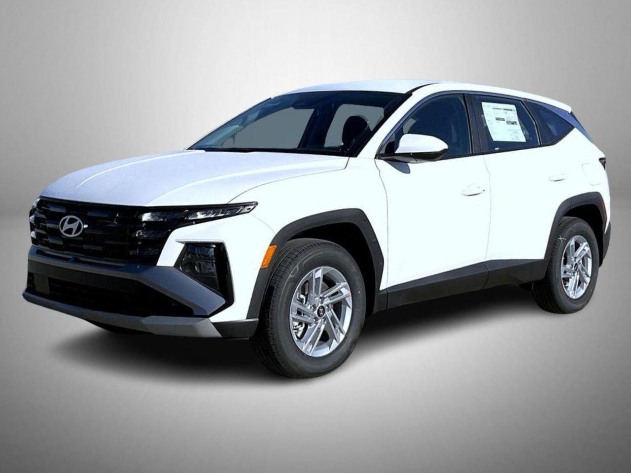 2026 Hyundai Tucson SE's photo