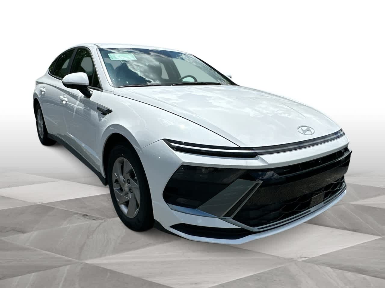 2026 Hyundai Sonata SE photo 2