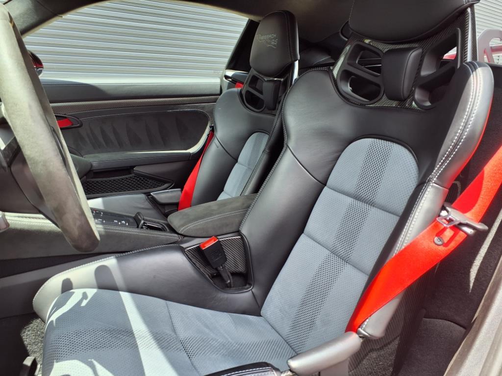 2023 Porsche Cayman GT4 RS photo 4