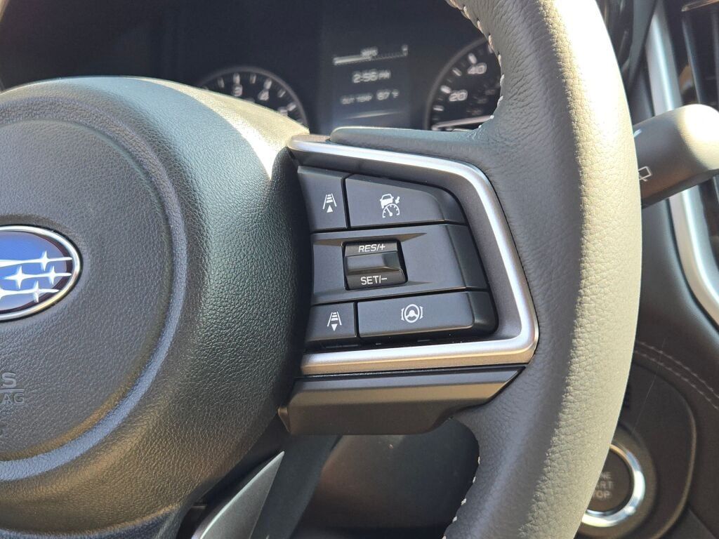 2025 Subaru Outback Premium photo 24