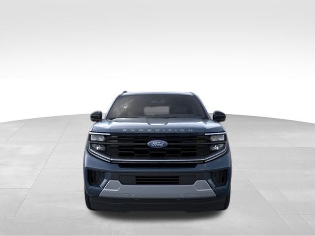 2025 Ford Expedition Platinum MAX photo 4