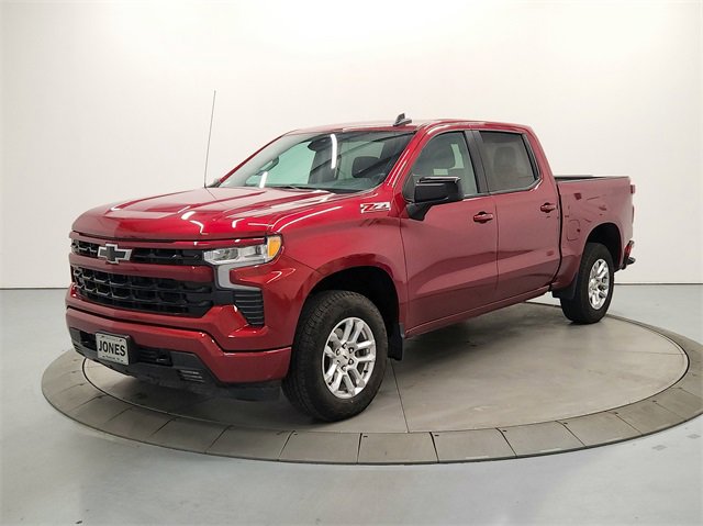 2024 Chevrolet Silverado 1500 RST photo 3