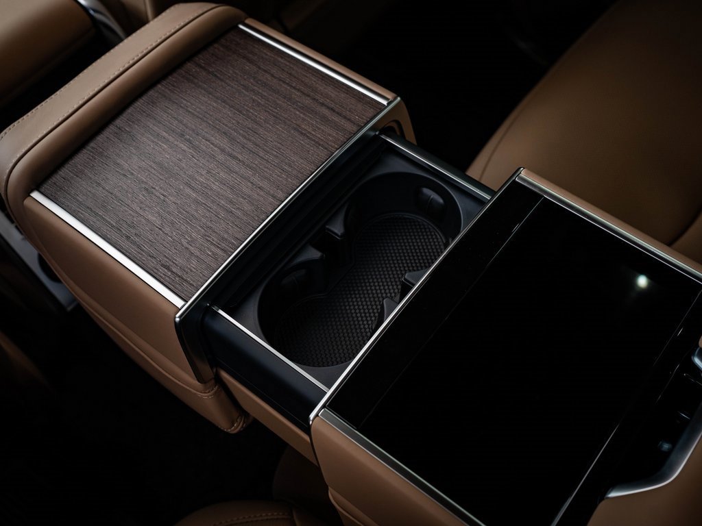 2025 Land Rover Range Rover Autobiography photo 23