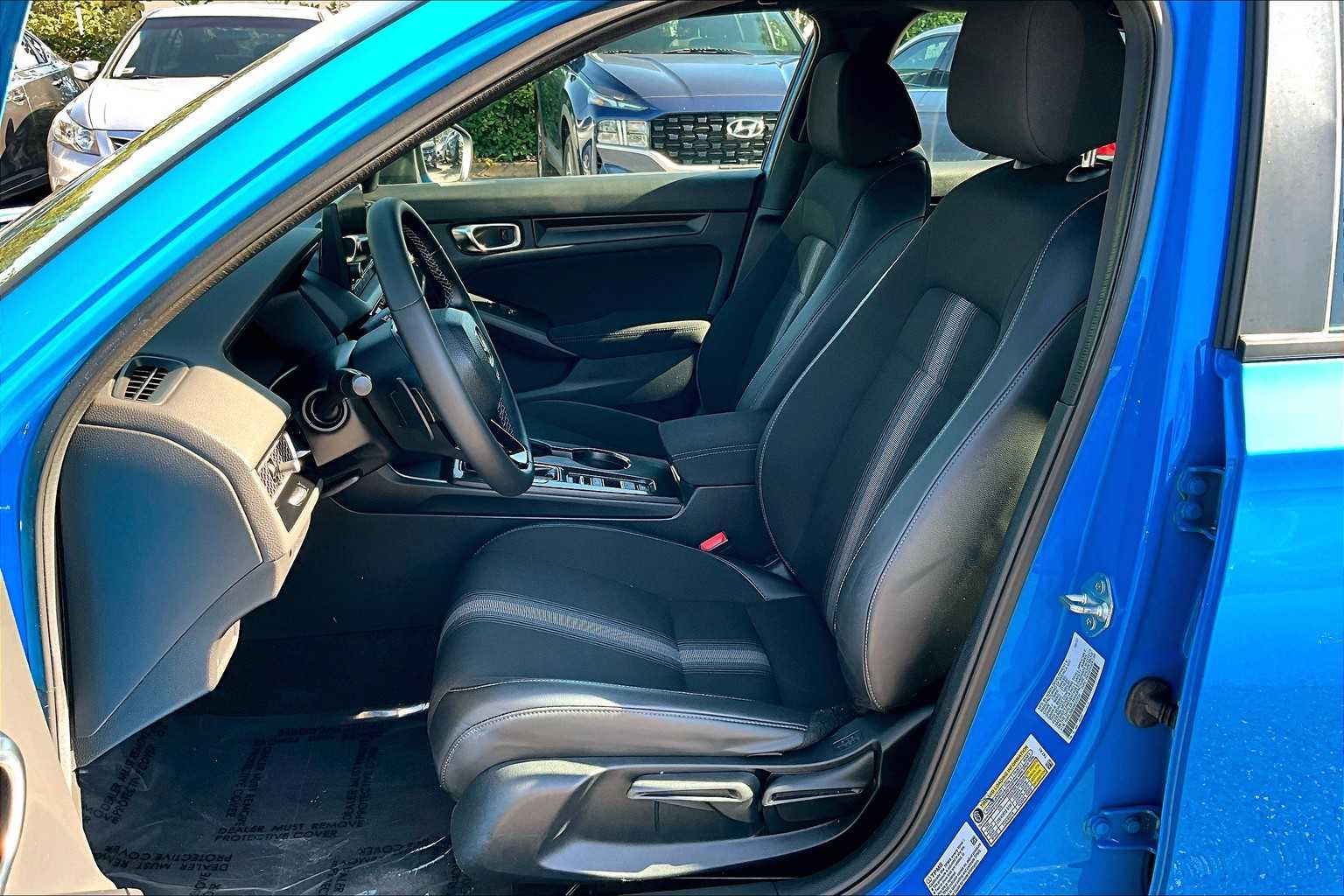 2022 Honda Civic Hatchback Sport photo 7