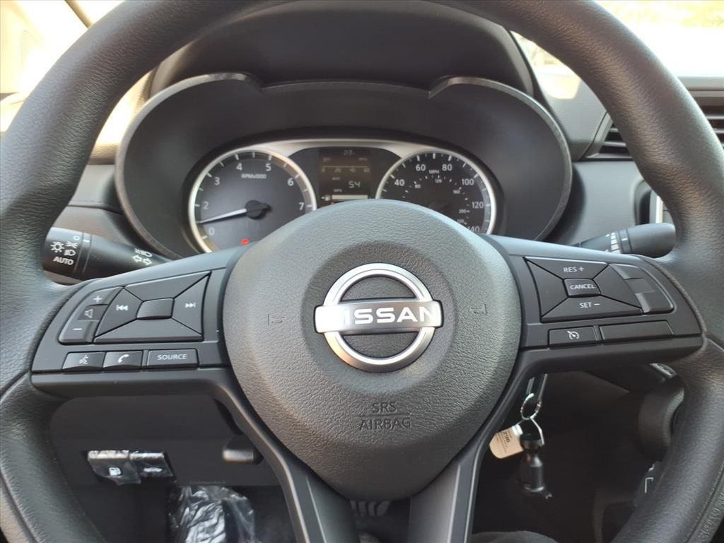 2025 Nissan Versa S photo 16