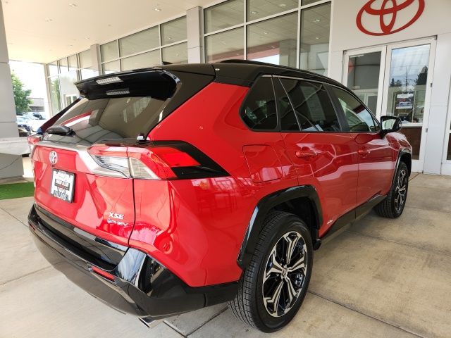 2025 Toyota RAV4 Hybrid XSE photo 8