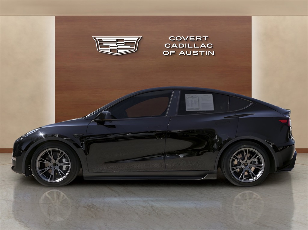 Used 2025 Tesla Model Y Long Range with VIN 7SAYGDED4SA337003 for sale in Austin, TX