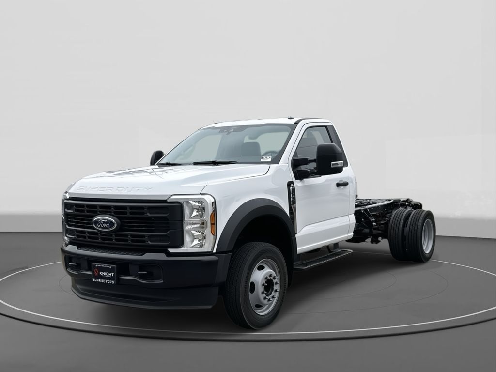 2024 Ford F-450 Super Duty Chassis Cab XL's photo