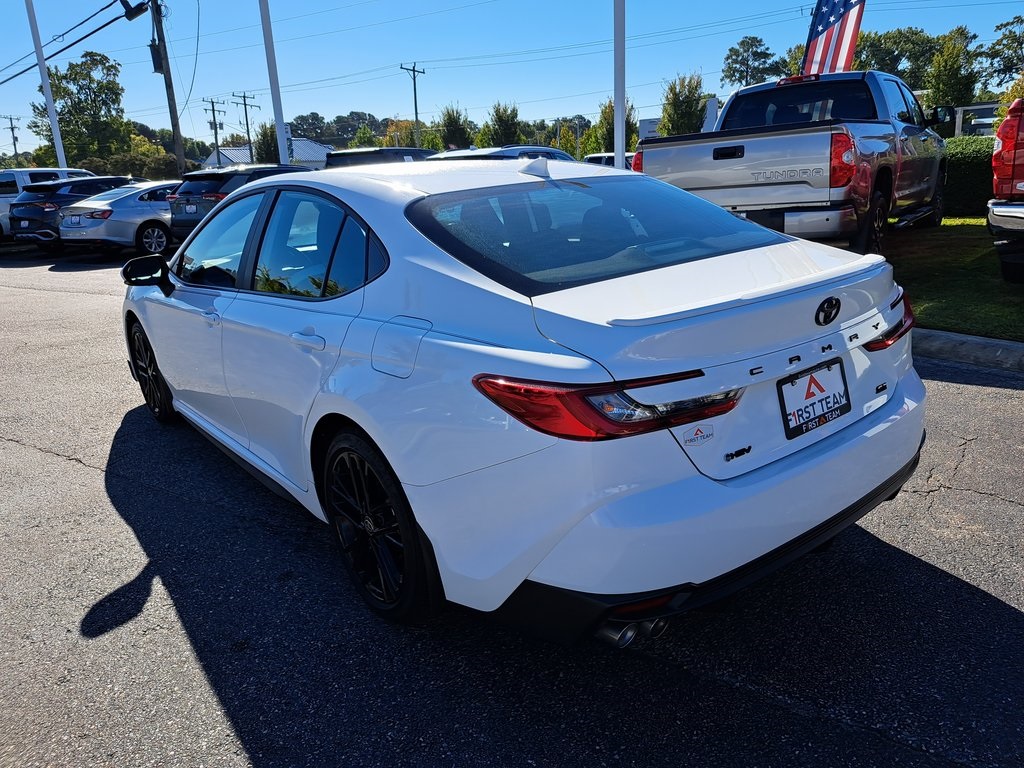 2025 Toyota Camry SE photo 10