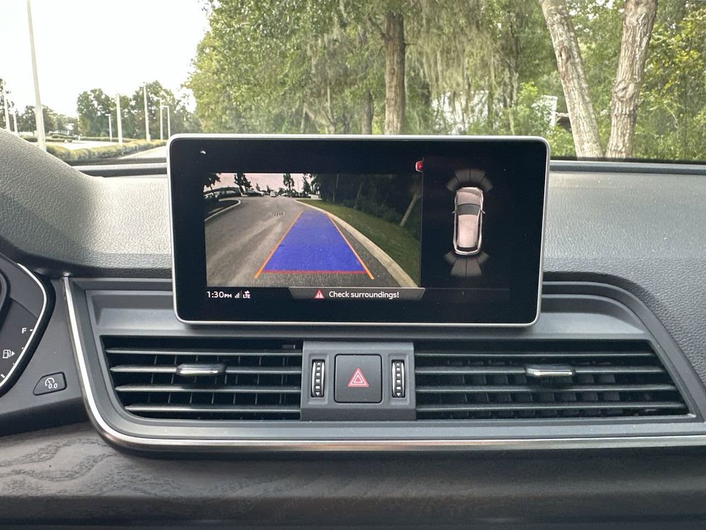 2018 Audi Q5 2.0T Premium Plus photo 17