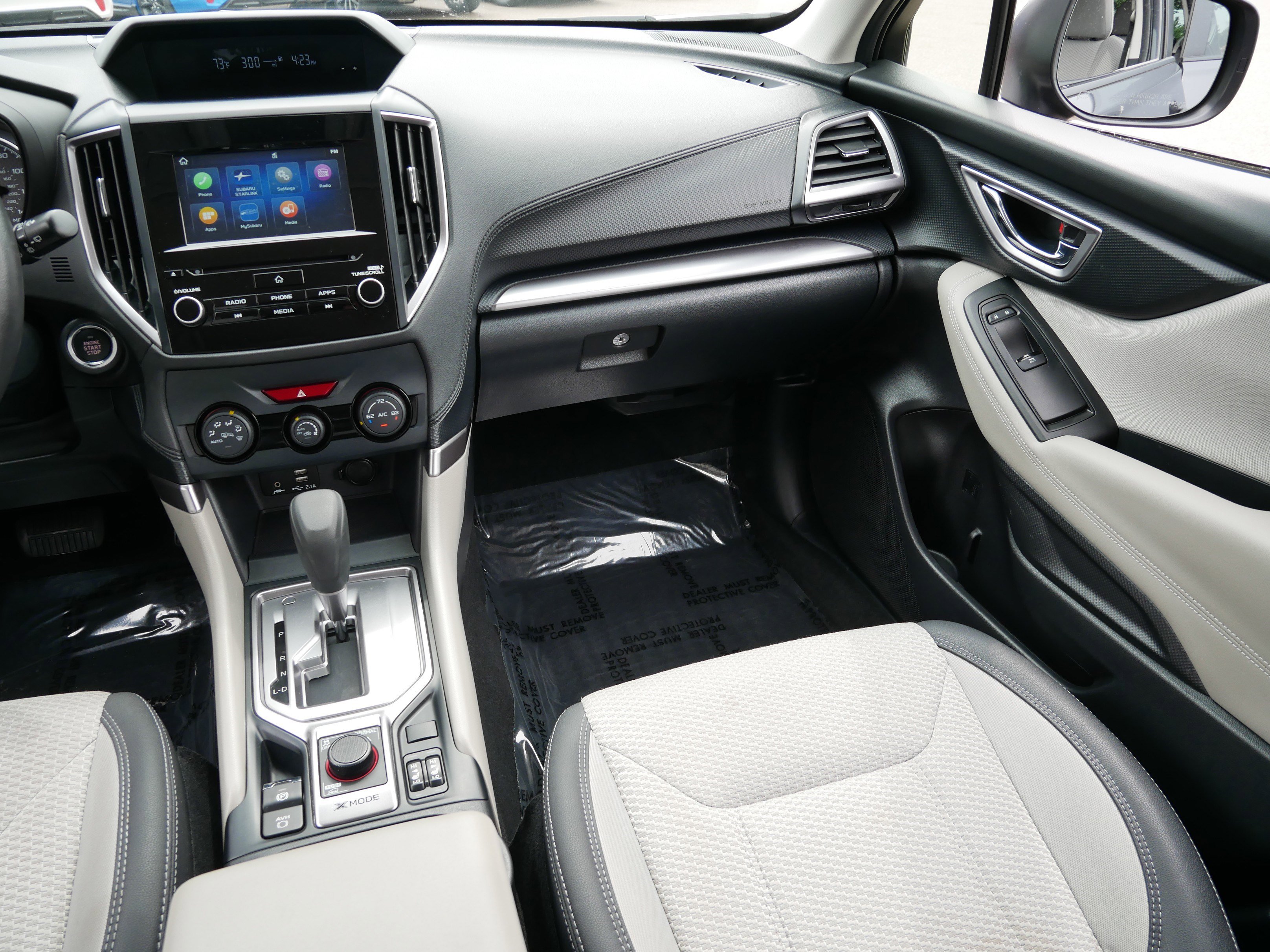 2022 Subaru Forester Premium photo 11