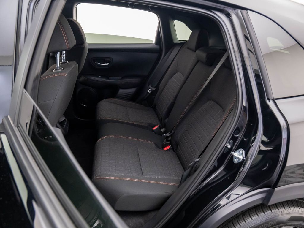 2026 Honda HR-V Sport photo 12