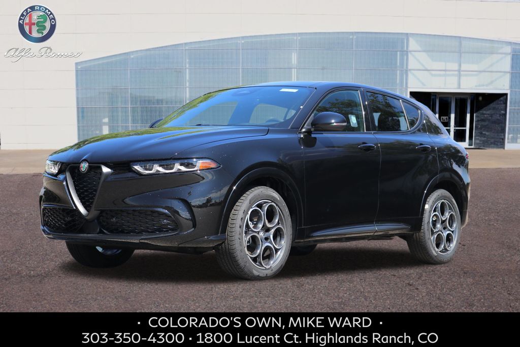 2025 Alfa Romeo Tonale Base