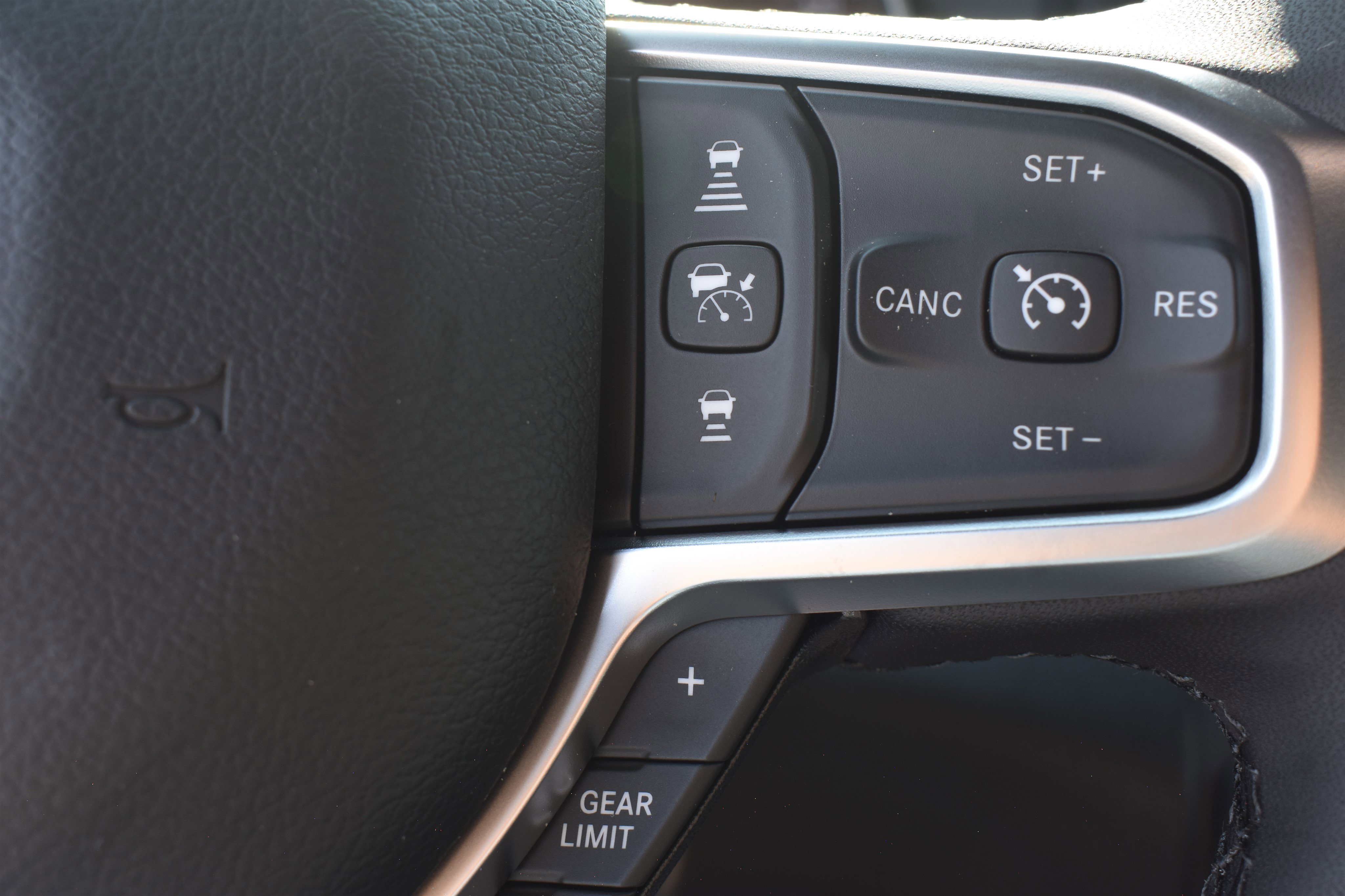 2025 Ram 1500 Big Horn photo 9