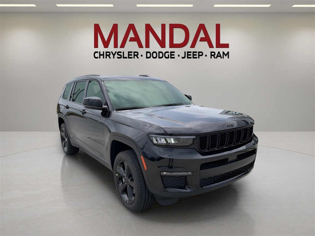 2025 Jeep Grand Cherokee Limited photo 3