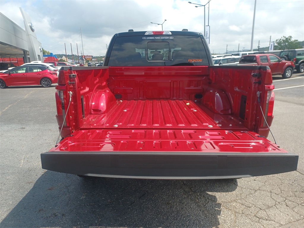 2025 Ford F-150 XLT photo 8