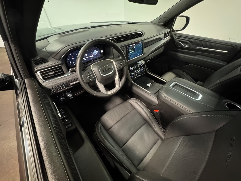 2024 Gmc Yukon Denali photo 2