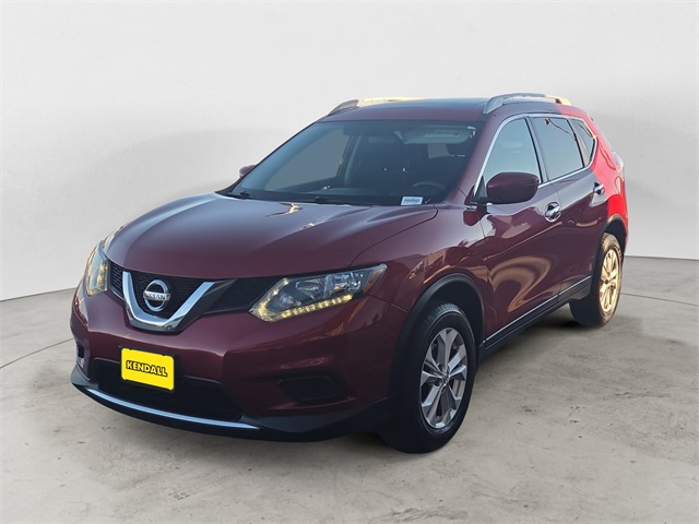 2016 Nissan Rogue SV's photo