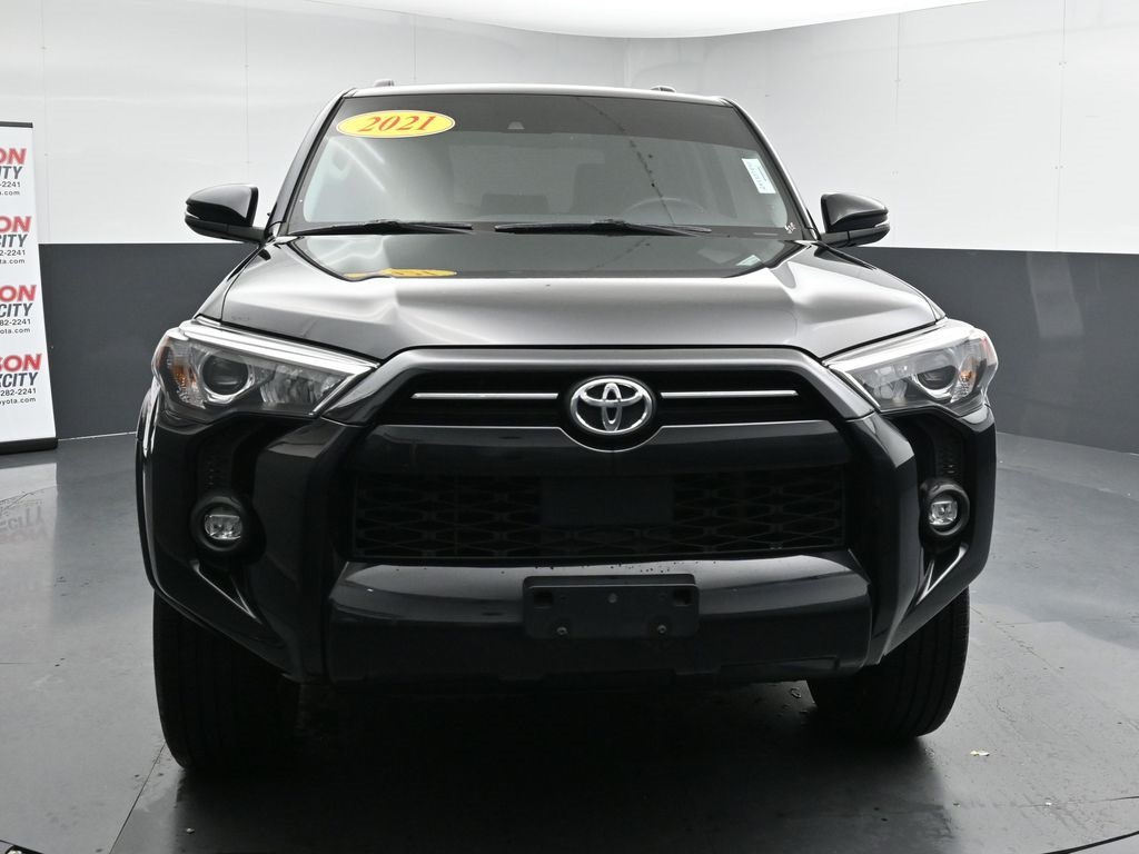 2021 Toyota 4Runner SR5 Premium 4WD photo 2