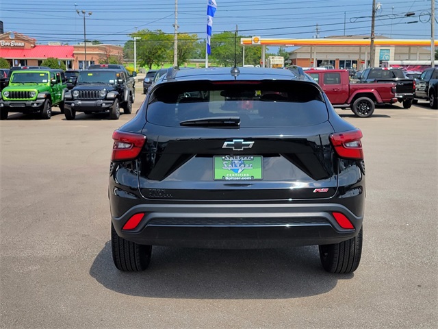 2024 Chevrolet Trax photo 4