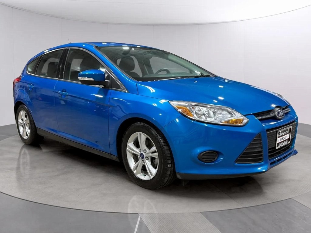 Used 2014 Ford Focus SE with VIN 1FADP3K25EL137346 for sale in Greenfield, WI