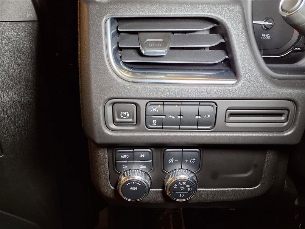 2021 Gmc Yukon XL SLT photo 9