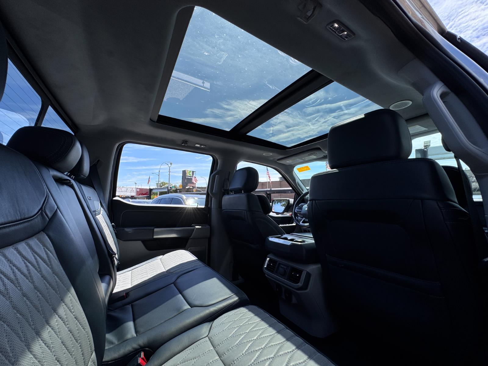 2022 Ford F-150 Limited photo 25